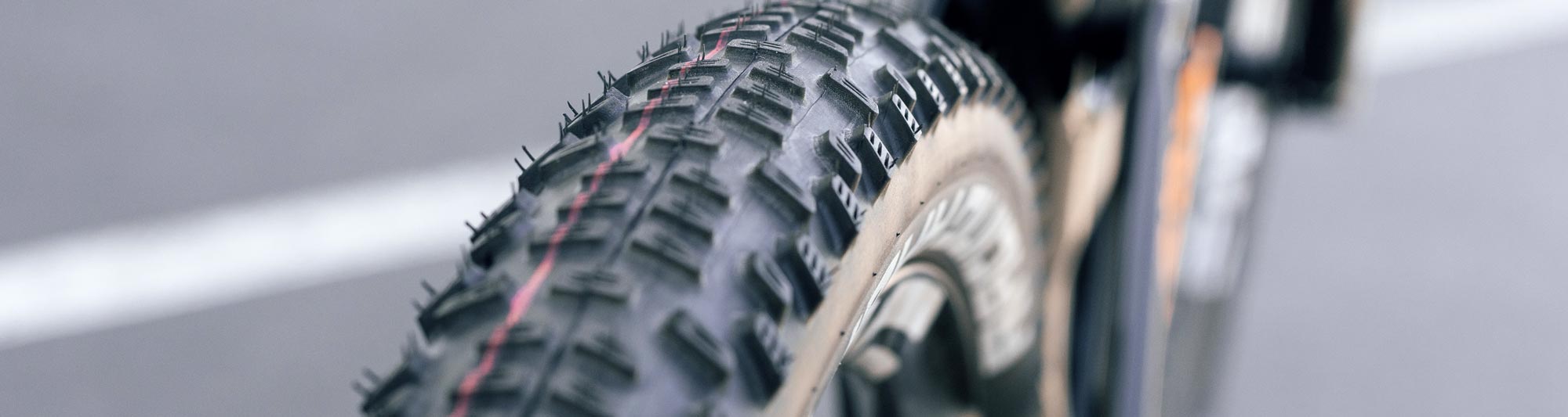 TIRES / TUBES