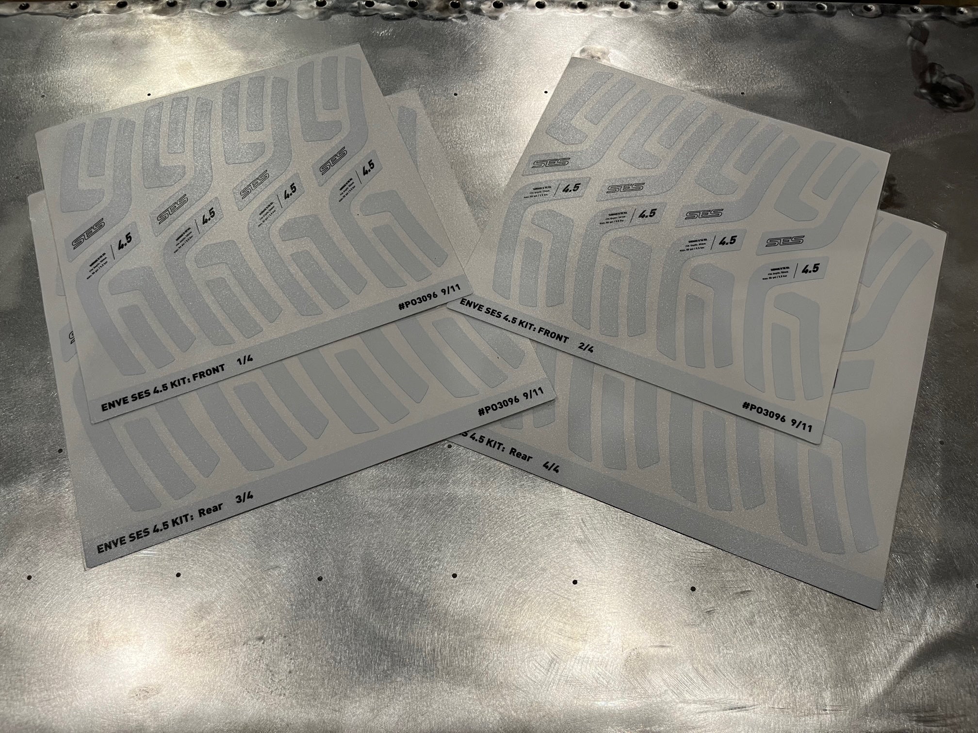 Enve SES Wheel Decal set - 4.5 White - Gloss