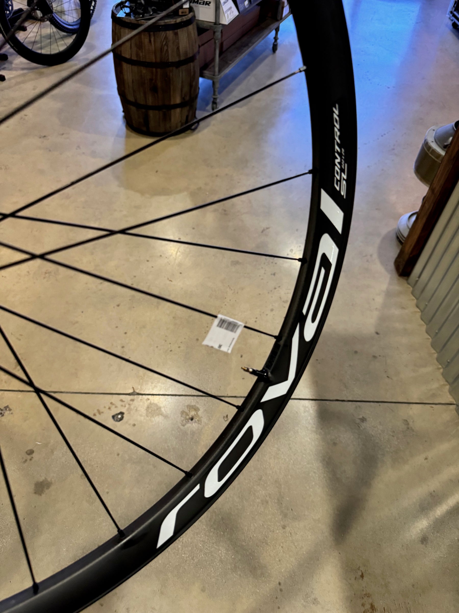 Specialized Roval Control SL Wheelset - 29er - 6B - XD - OE White Decal