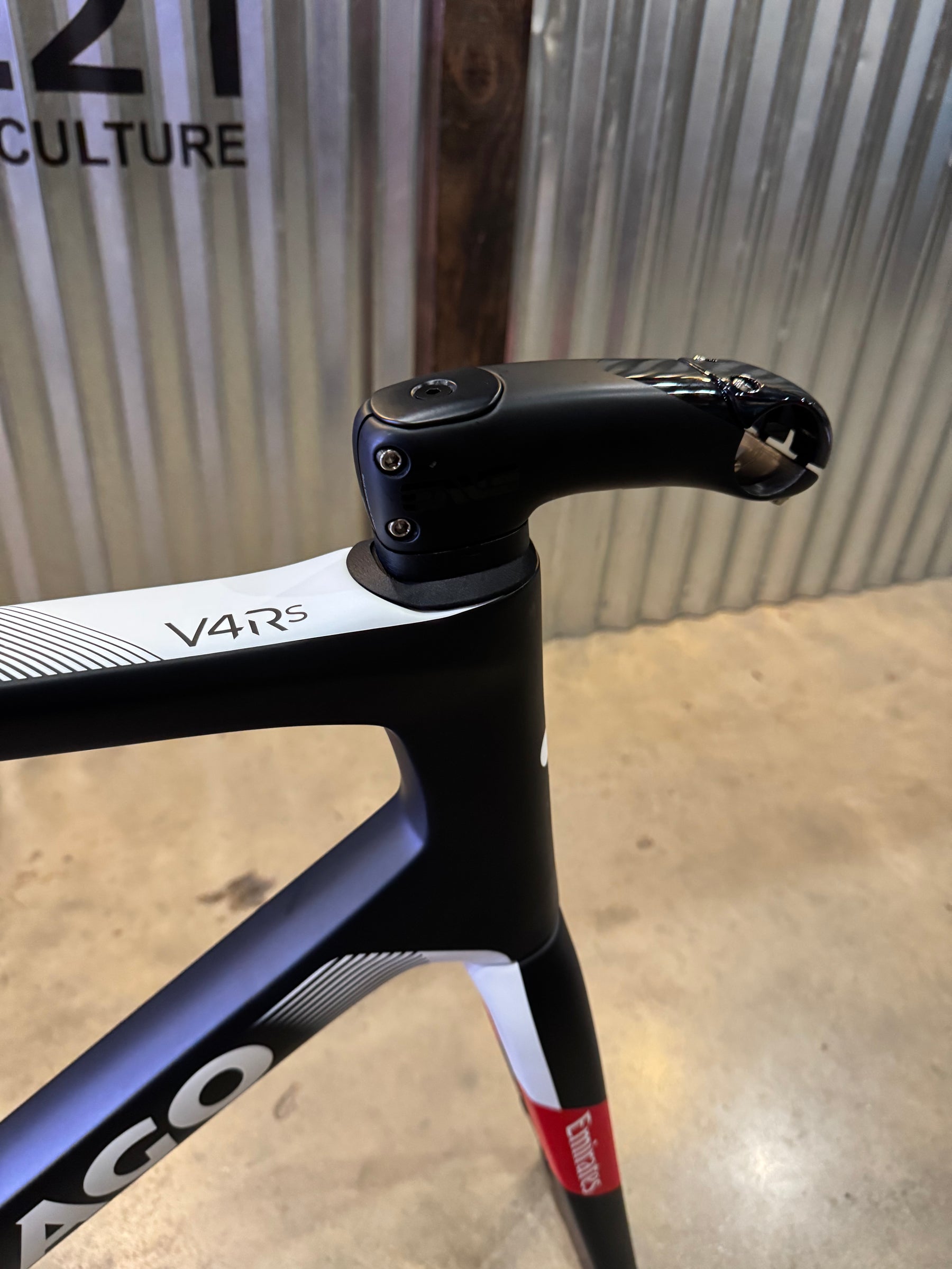 2024 Colnago V4RS Disc Frameset - 55 - UAE Team - USED