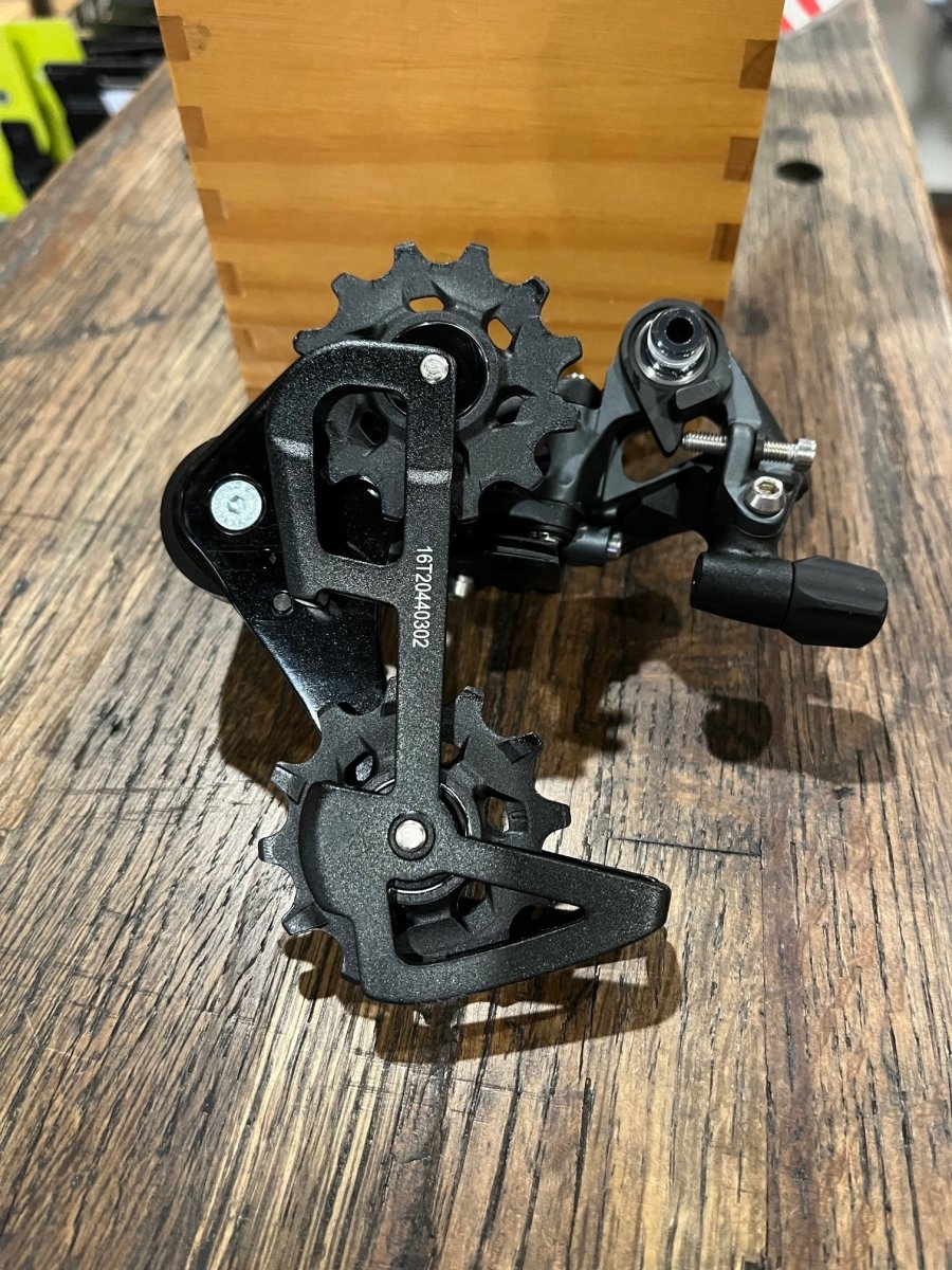 SRAM Force 1 Rear Derailleur - 11 Speed - SRAM