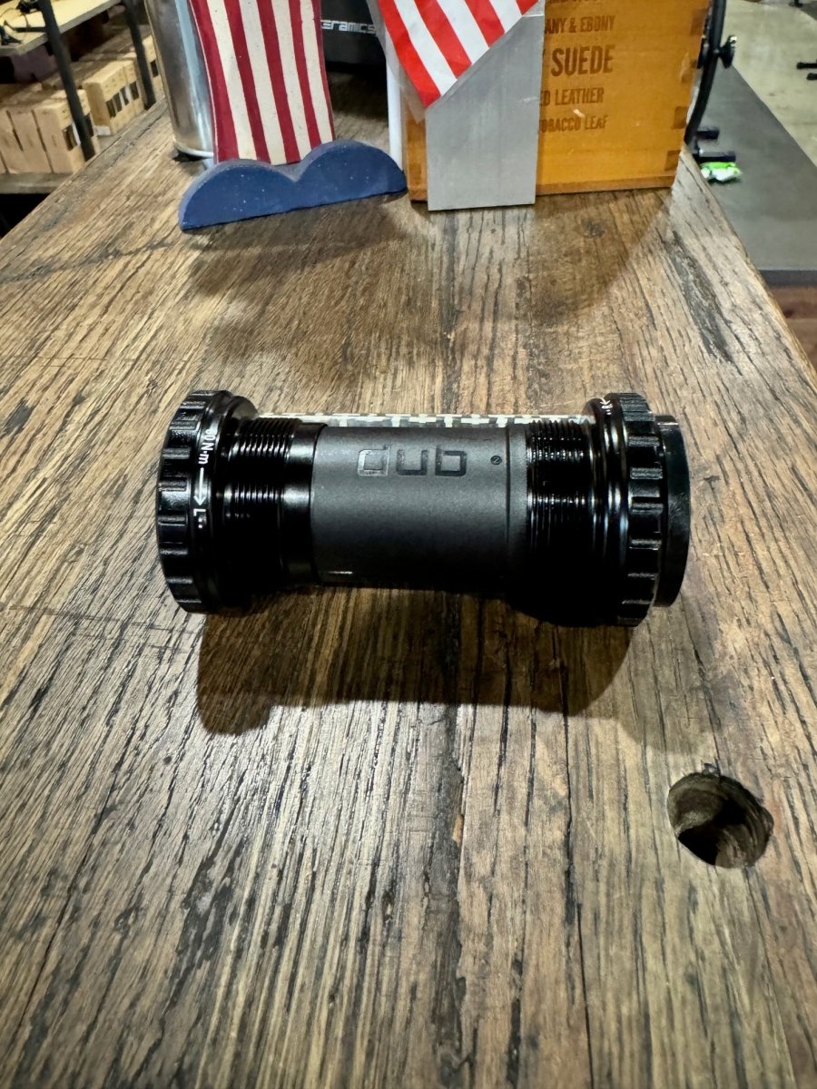 SRAM DUB Wide English Ceramic Bottom Bracket - EnglishThreaded / BSA - Take off - SRAM