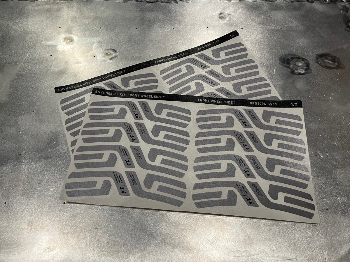 Enve SES Wheel Decal set - 3.4 UAE Silver - Stikrd