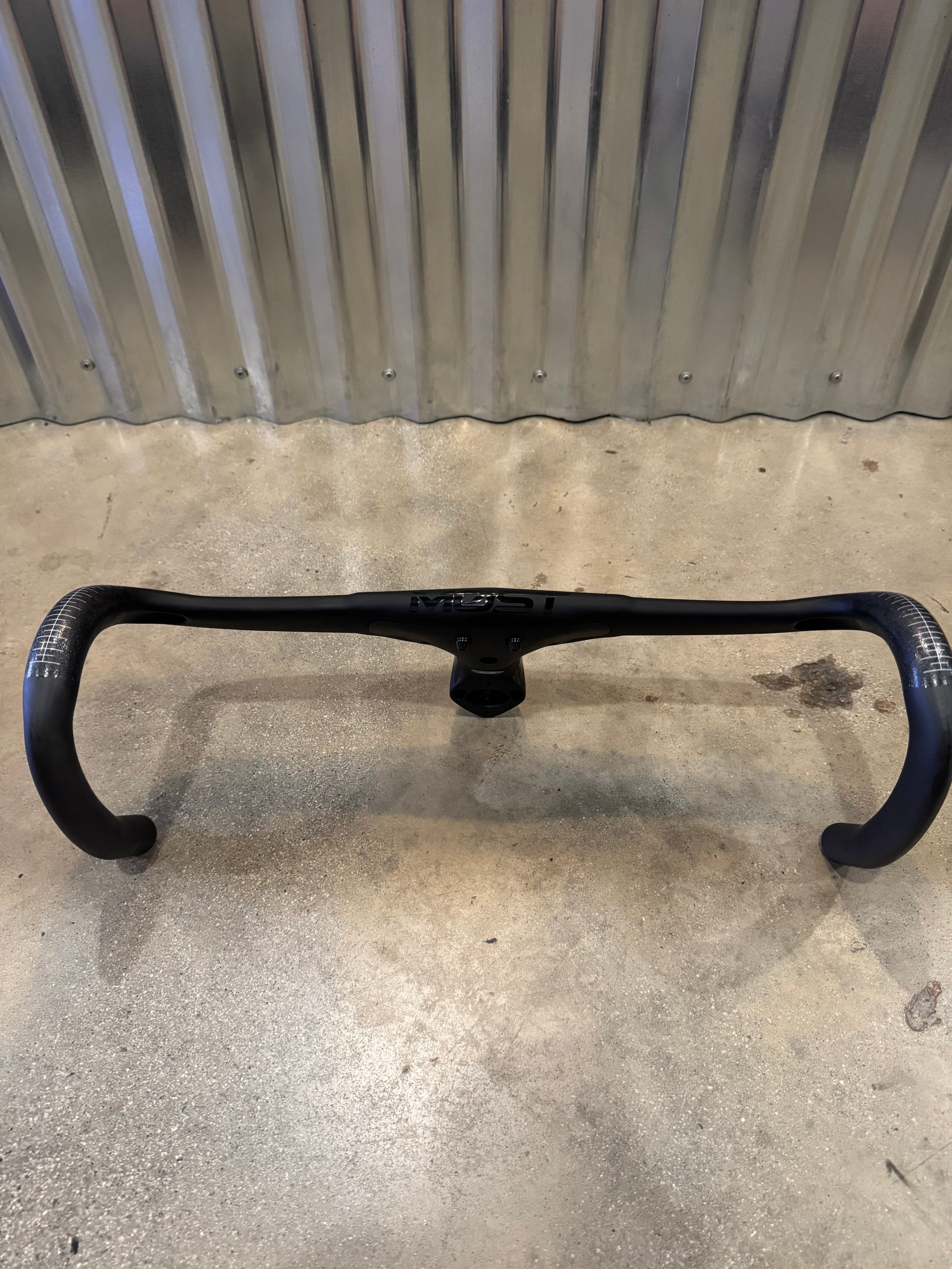 Most Talon Ultra Light Handlebar - 440mm x 90mm