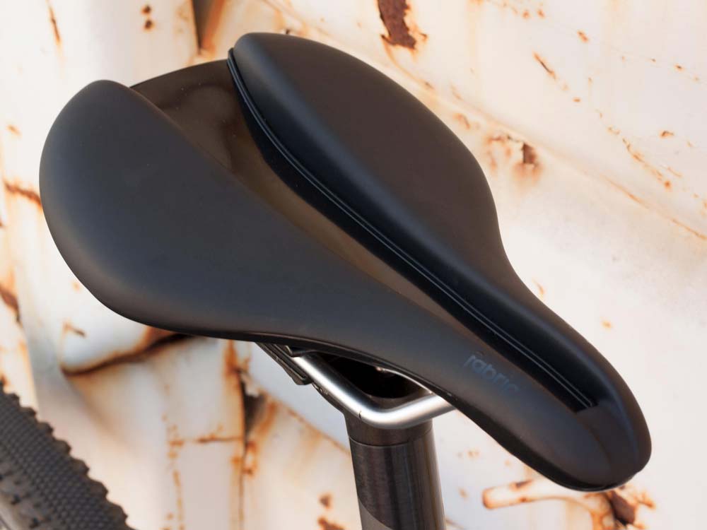 SNUB NOSE SADDLES FROM FABRIC AND FIZIK