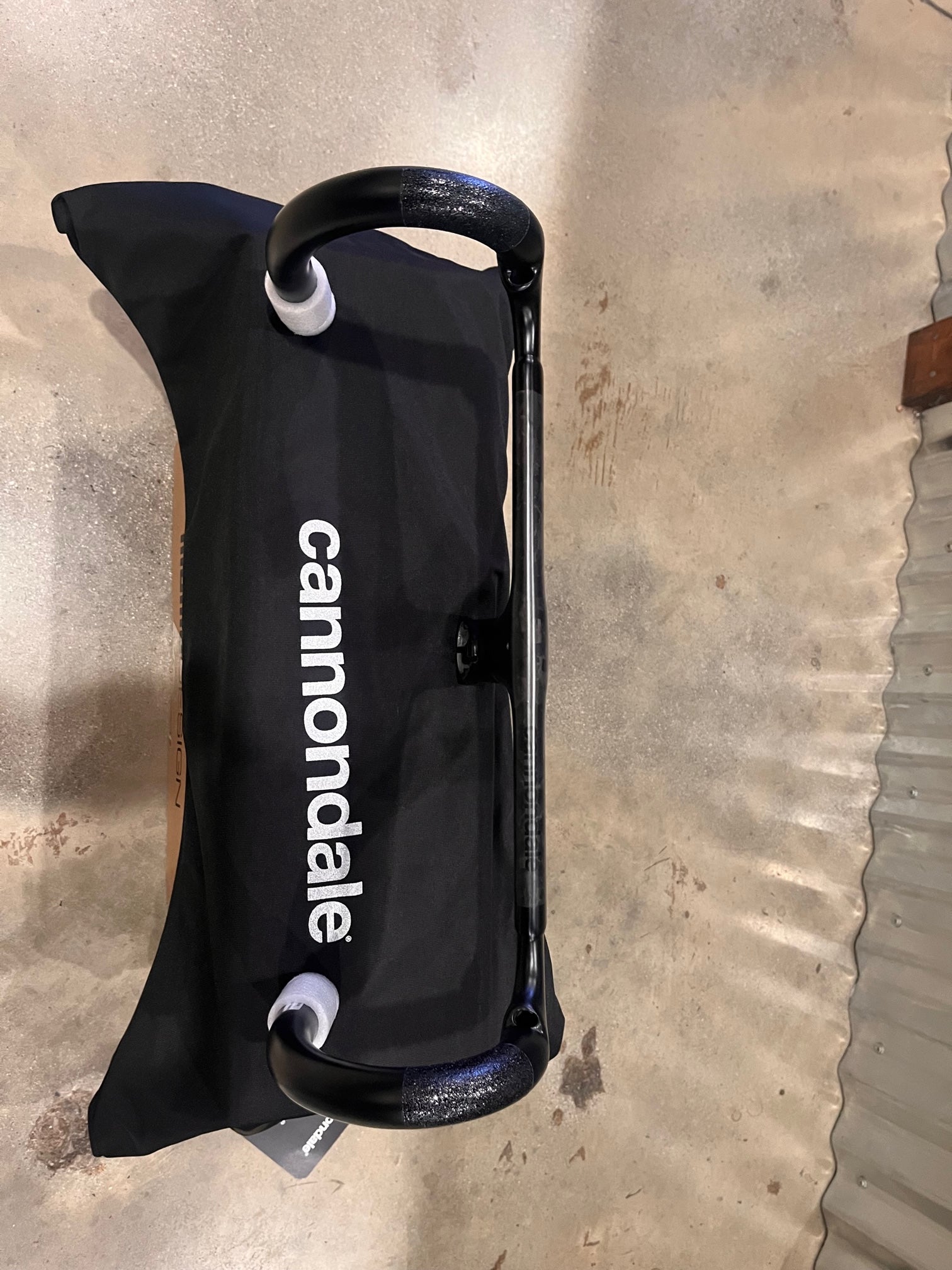 Cannondale / Momo Designs SystemBar R-One Carbon One-Piece Integrated Handlebar