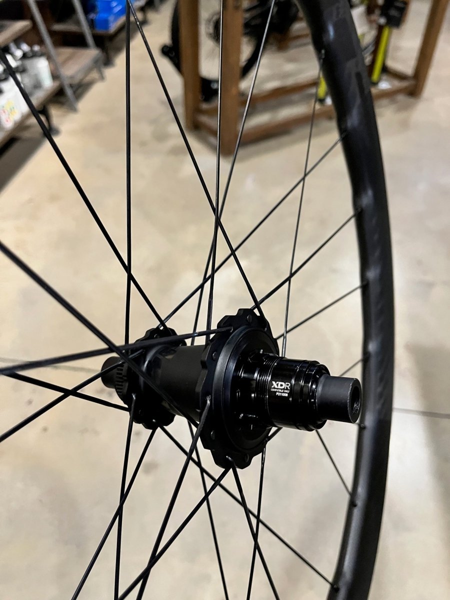 Zipp Speed Weaponry 353 NSW Carbon Disc Wheelset - 700c - CenterLock - Carbon - XDR - USED - Zipp