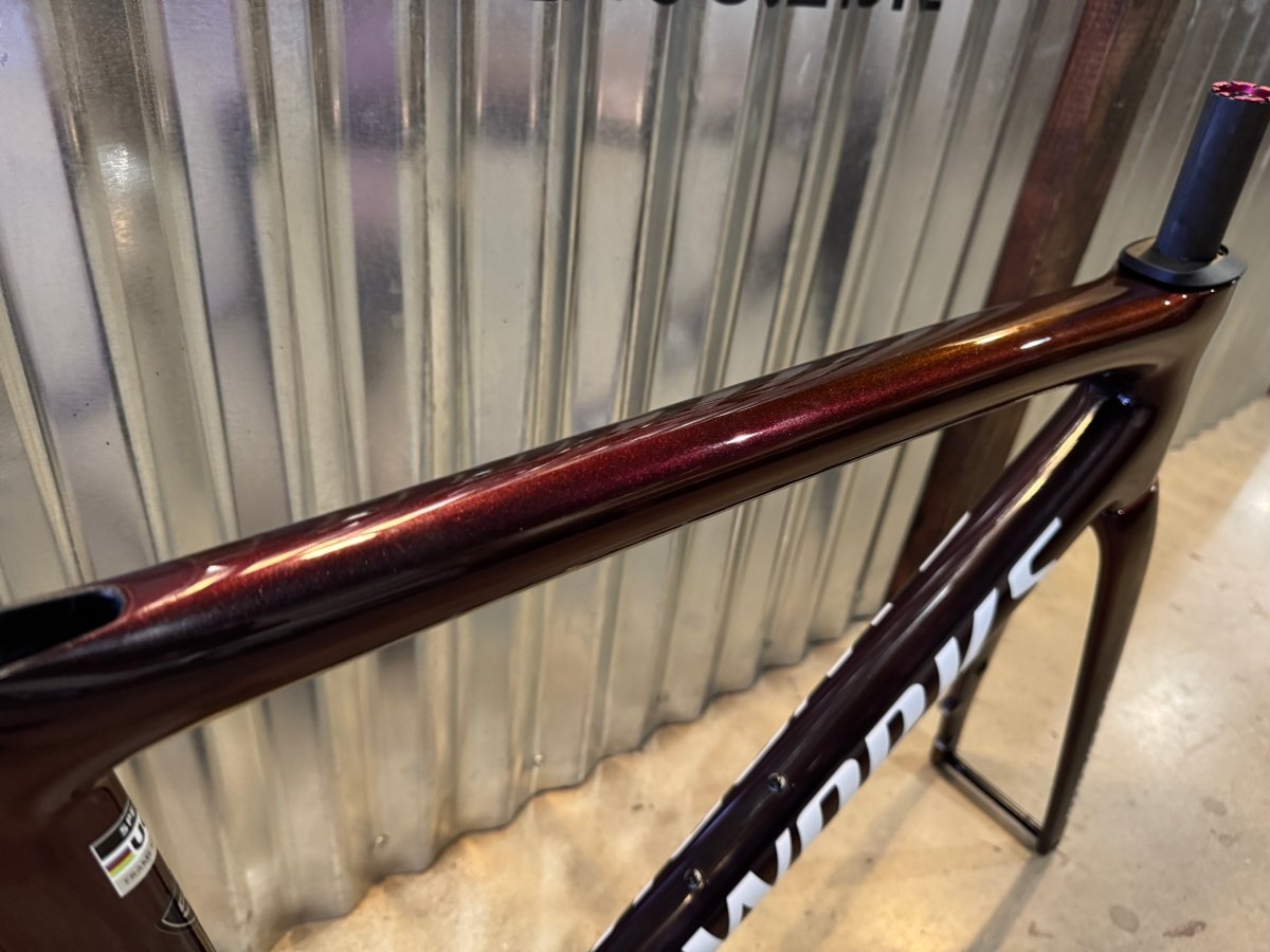 2025 Specialized S - Works Tarmac SL8 Frameset - Gloss Solidity / Red To Black Pearl / Metallic White Silver - 54cm - Specialized