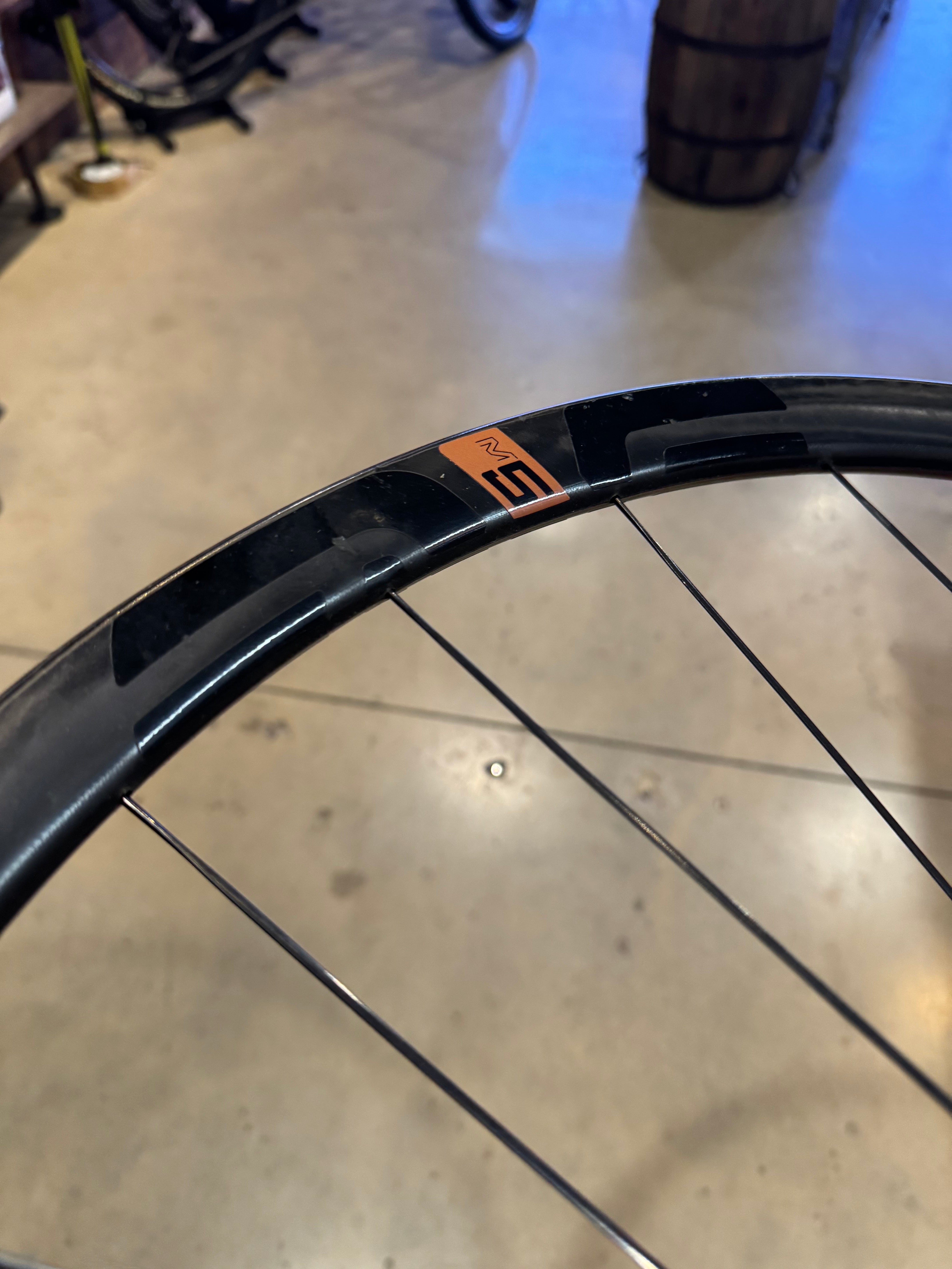 Enve Composites m5 Carbon Wheelset - Lefty / Boost