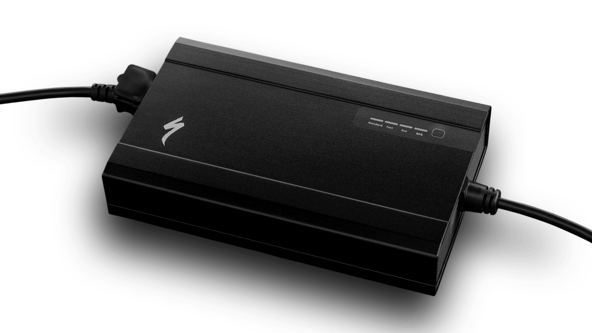 Specialized Turbo 3.1 Smart Charger 12A 700W USA Cable