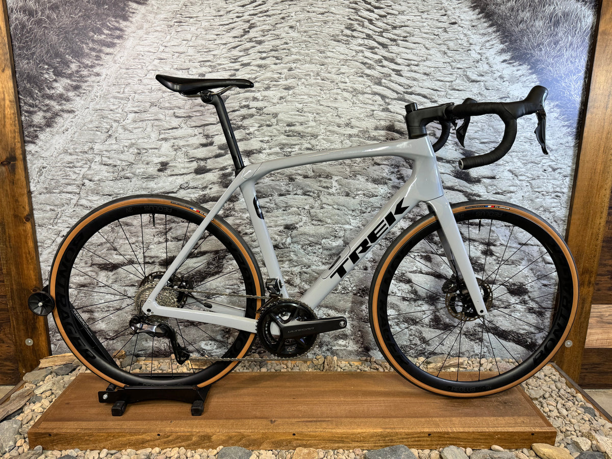 2023 Trek Domane SL7 (Gen4) - Ultegra Di2 - 58cm