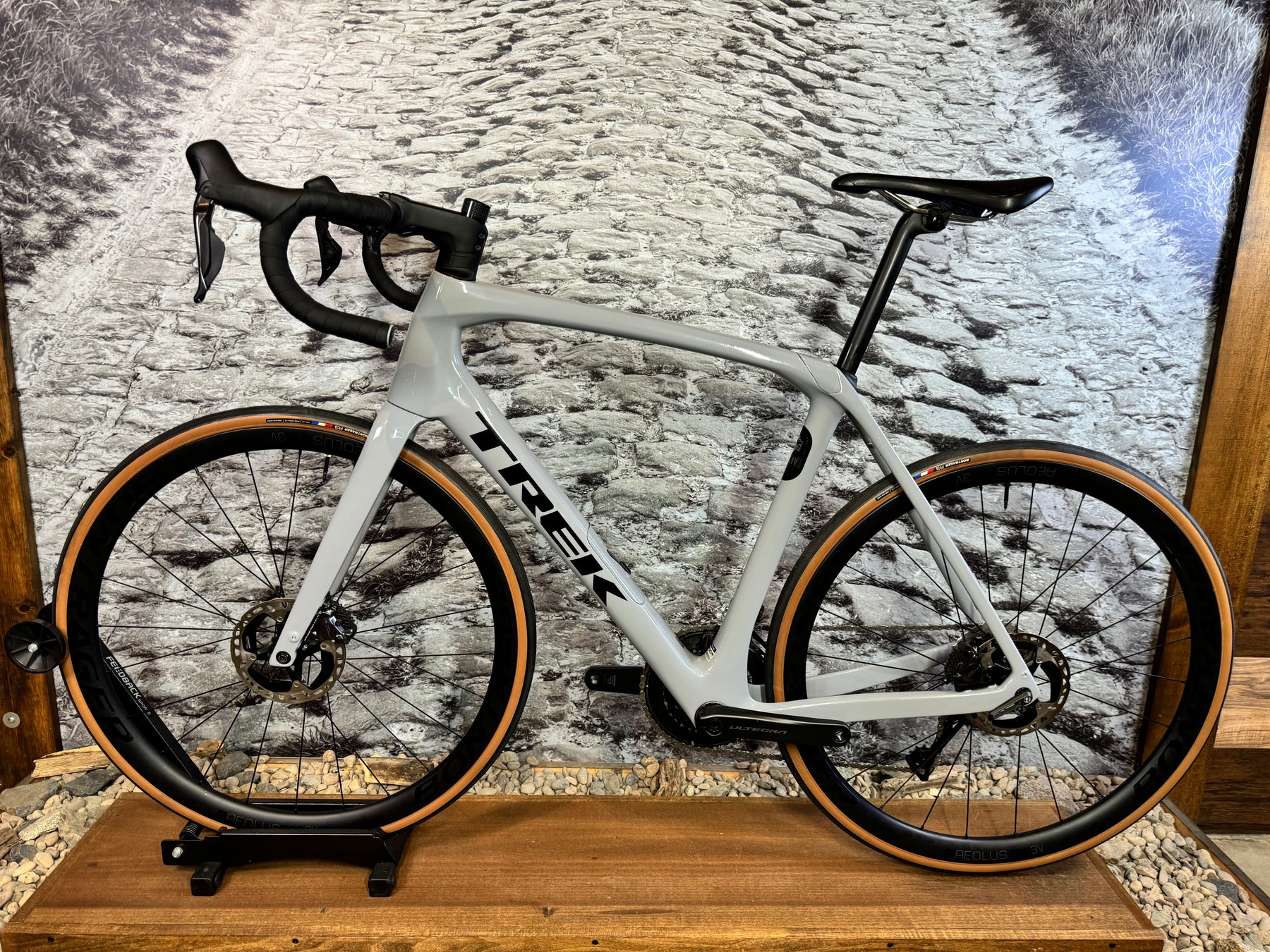 2023 Trek Domane SL7 (Gen4) - Ultegra Di2 - 58cm